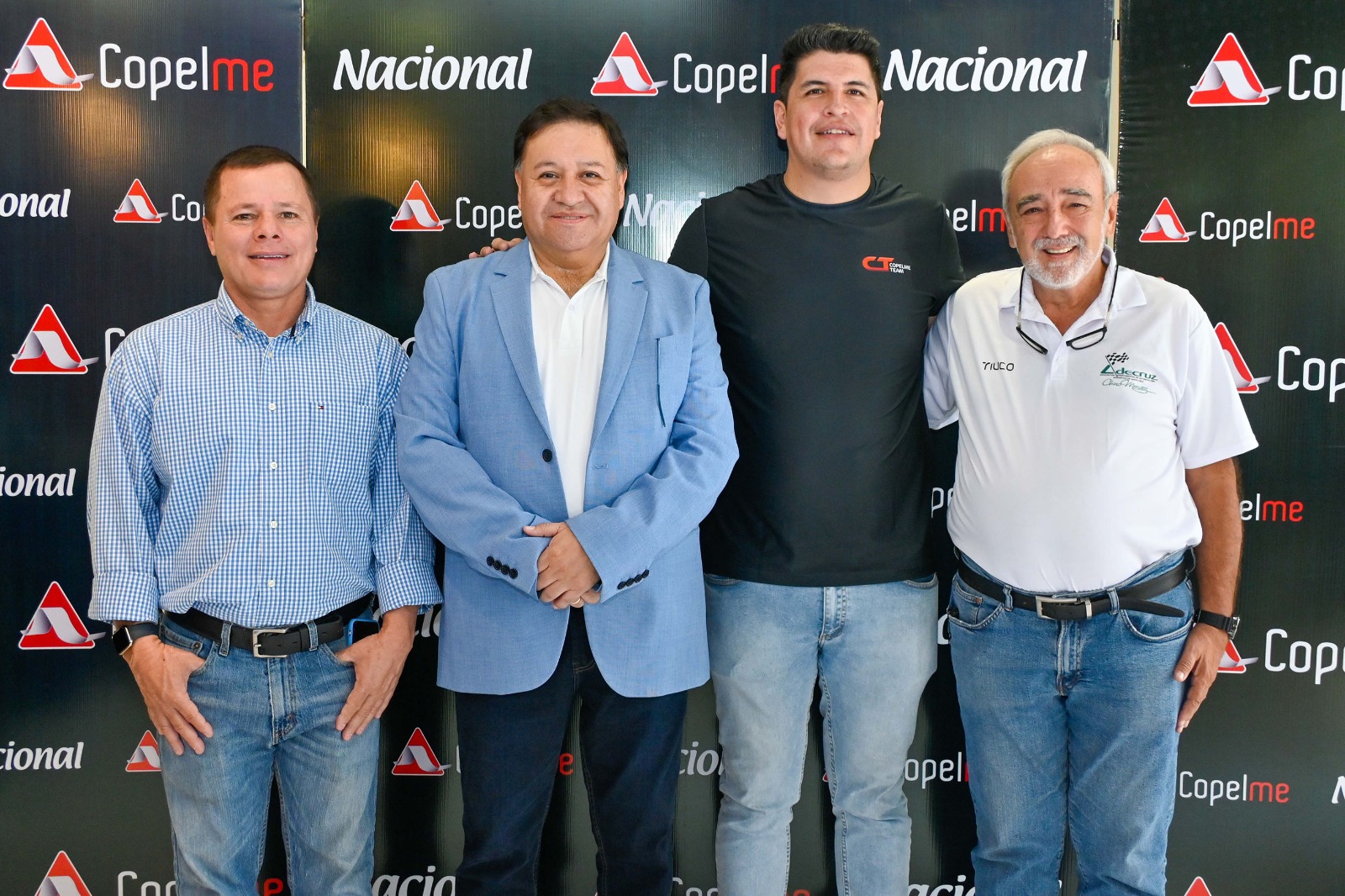 Roly Roca, presidente ADECRUZ, Marco Villarroel, gerente general Yotaú, José Maria Lahore, gerente de Mkt Copelme y Carlos Santos, expresidente ADECRUZ