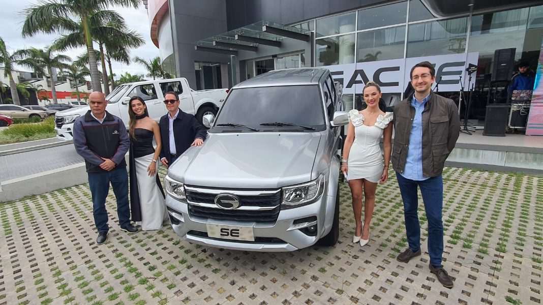 Presentacion camioneta GAC SE