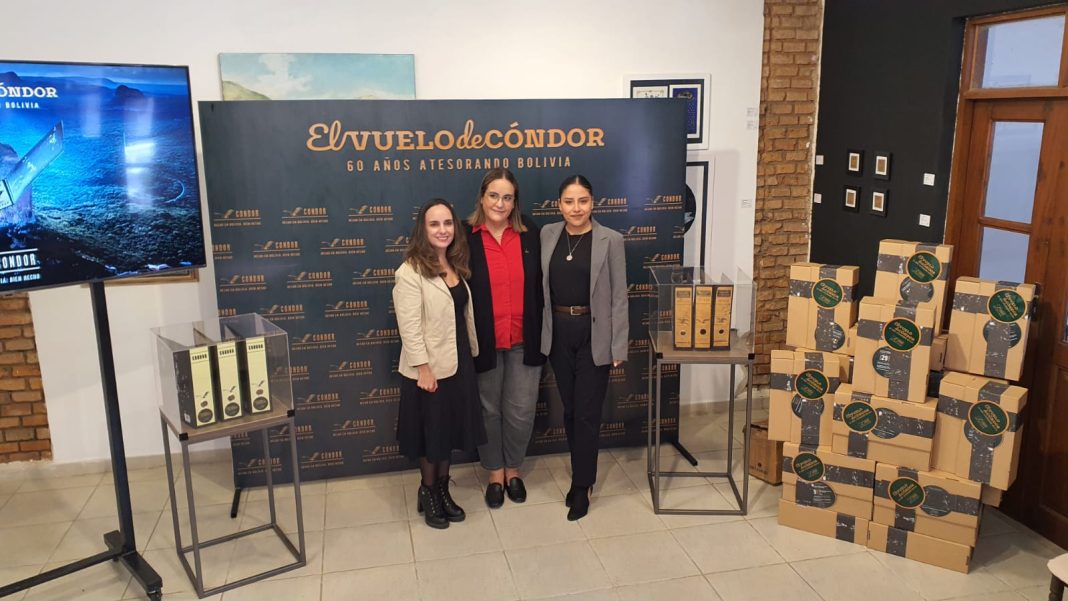 conferencia de prensa el vuelo del condor