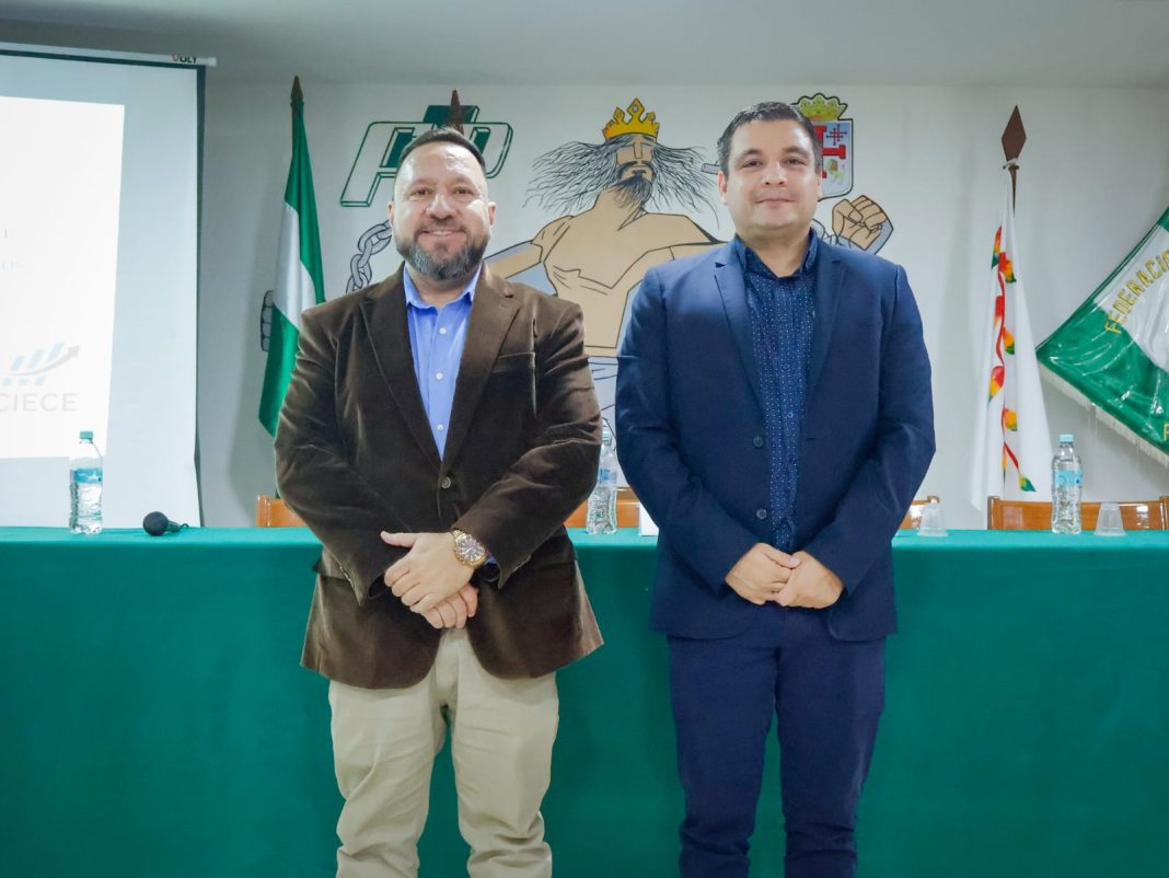 economistas propuesta pacto fiscal